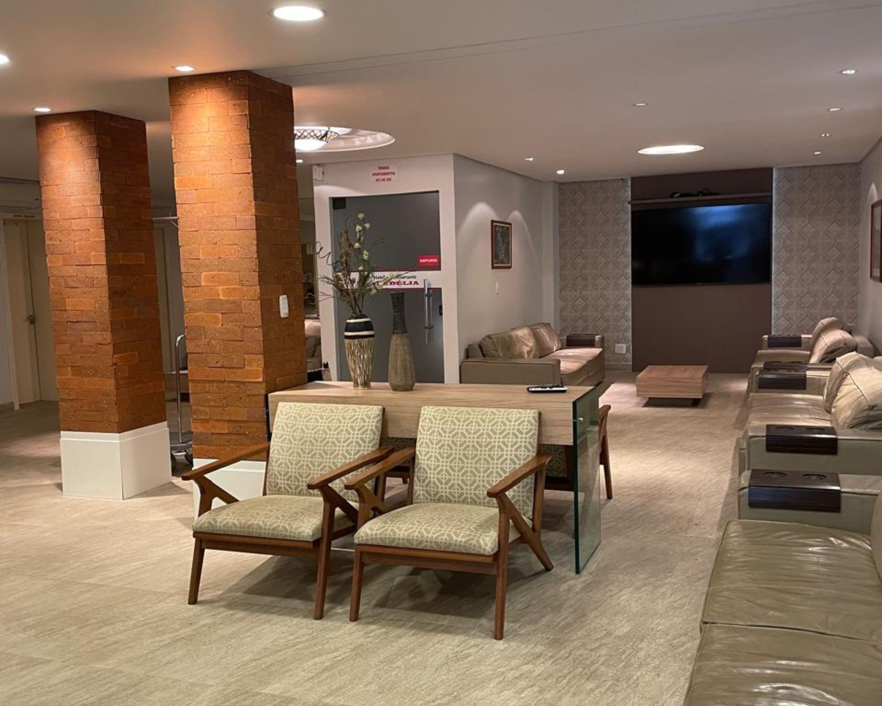 SALA